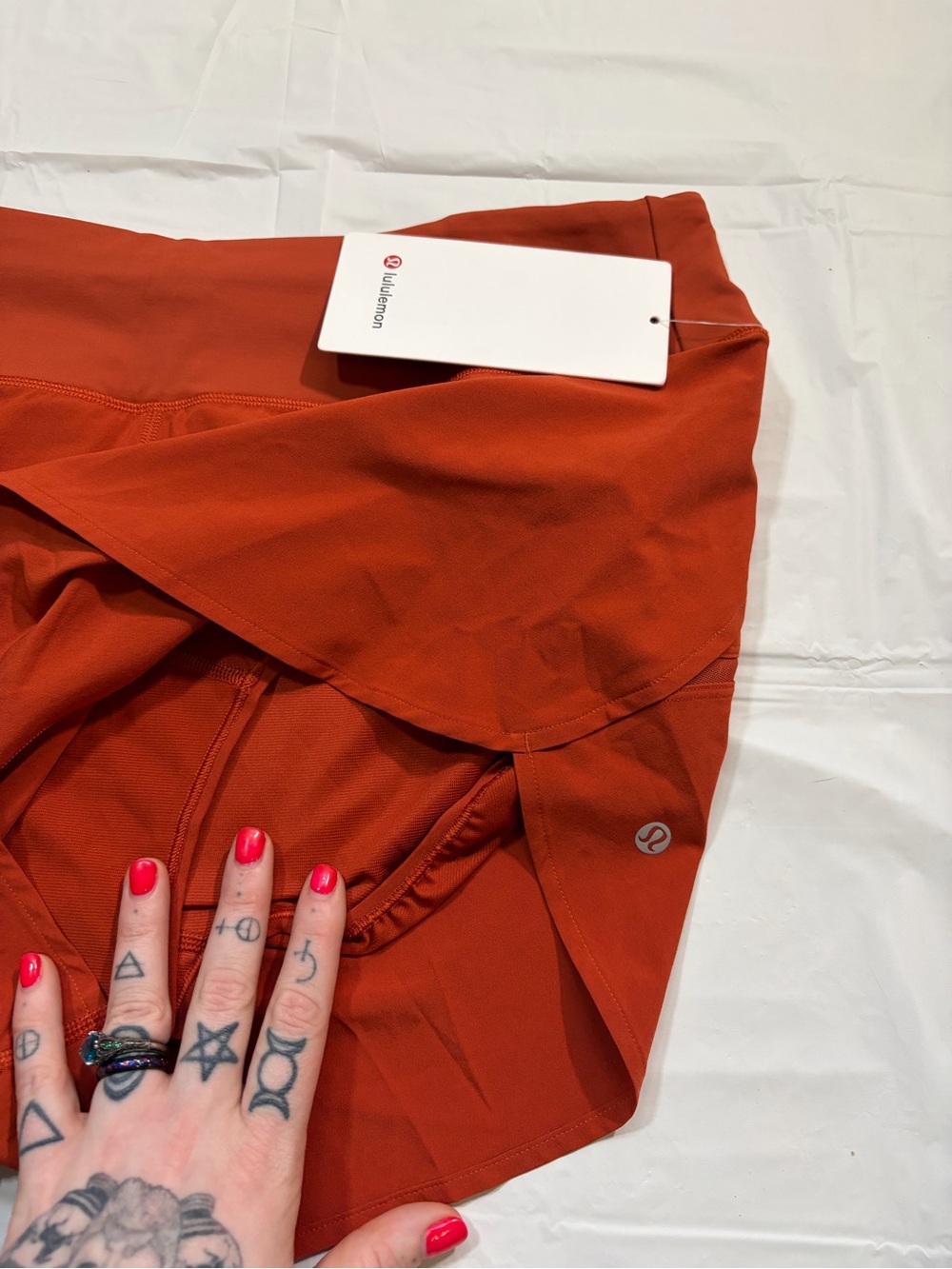 NWT Lululemon Speed Up High-Rise Short *2.5" *Updated Mesh Vent (Autumn Rust) XL - Picture 3 of 8